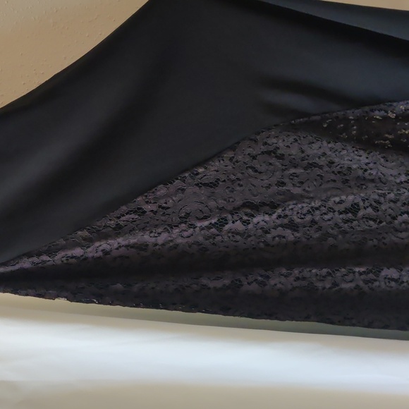 Carolina Herrera Color Block Asymmetric Black White Lace Gown Dress 12 - Picture 10 of 17